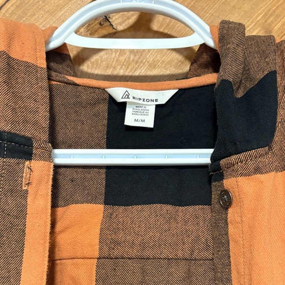 Ladies Rip Curl Orange and Black Plaid Shirt With Hood Medium - Picture 2 of 4